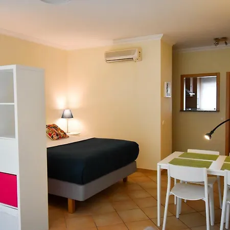 Old Village Prestige 101 *